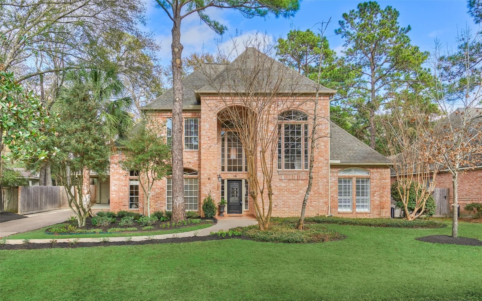 Real estate property located at 18 Highland, Montgomery, WOODLANDS VILLAGE PANTHER CREEK, The Woodlands, TX, US