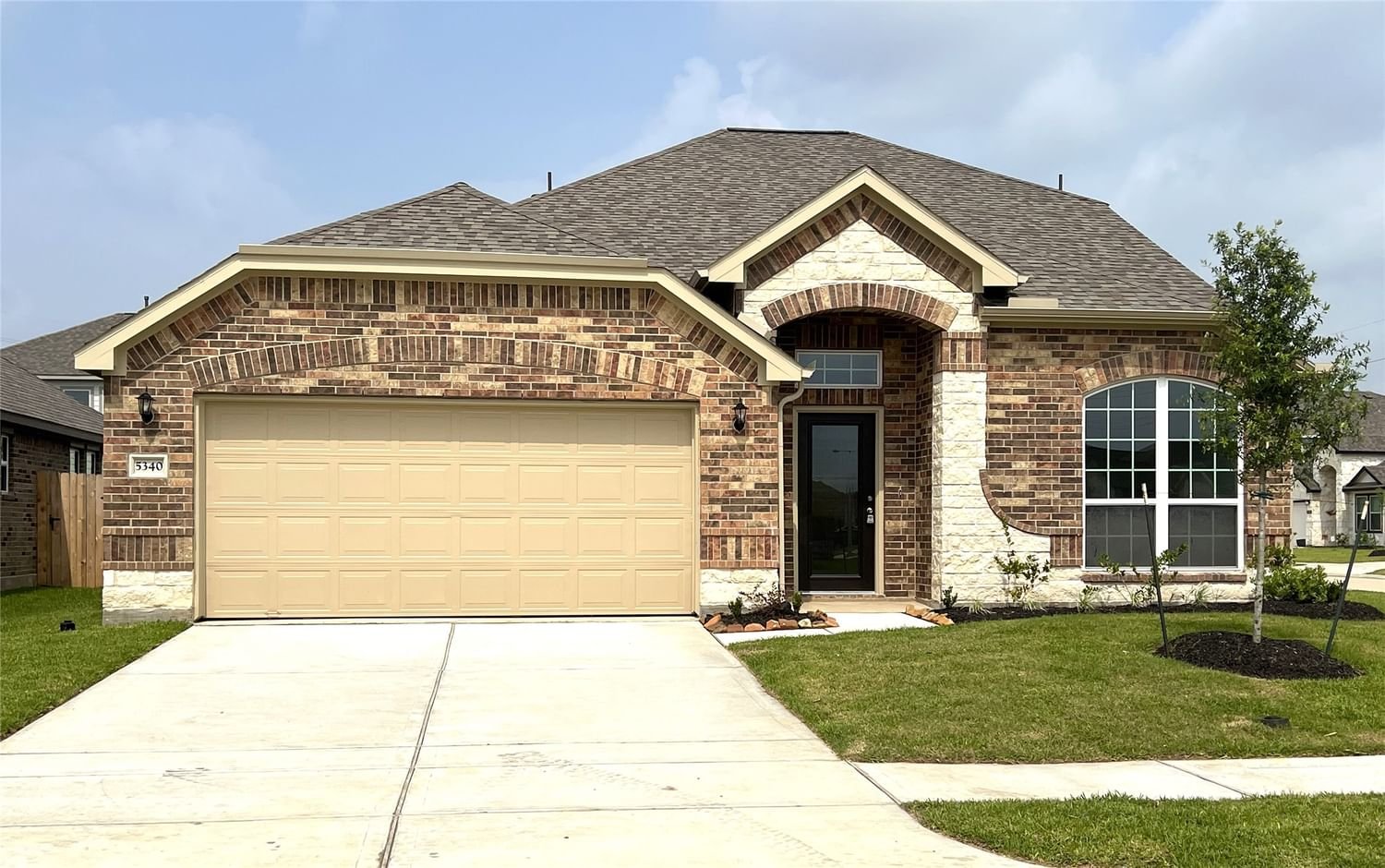 Real estate property located at 5340 Camerford, Brazoria, Kendall Lakes, Alvin, TX, US
