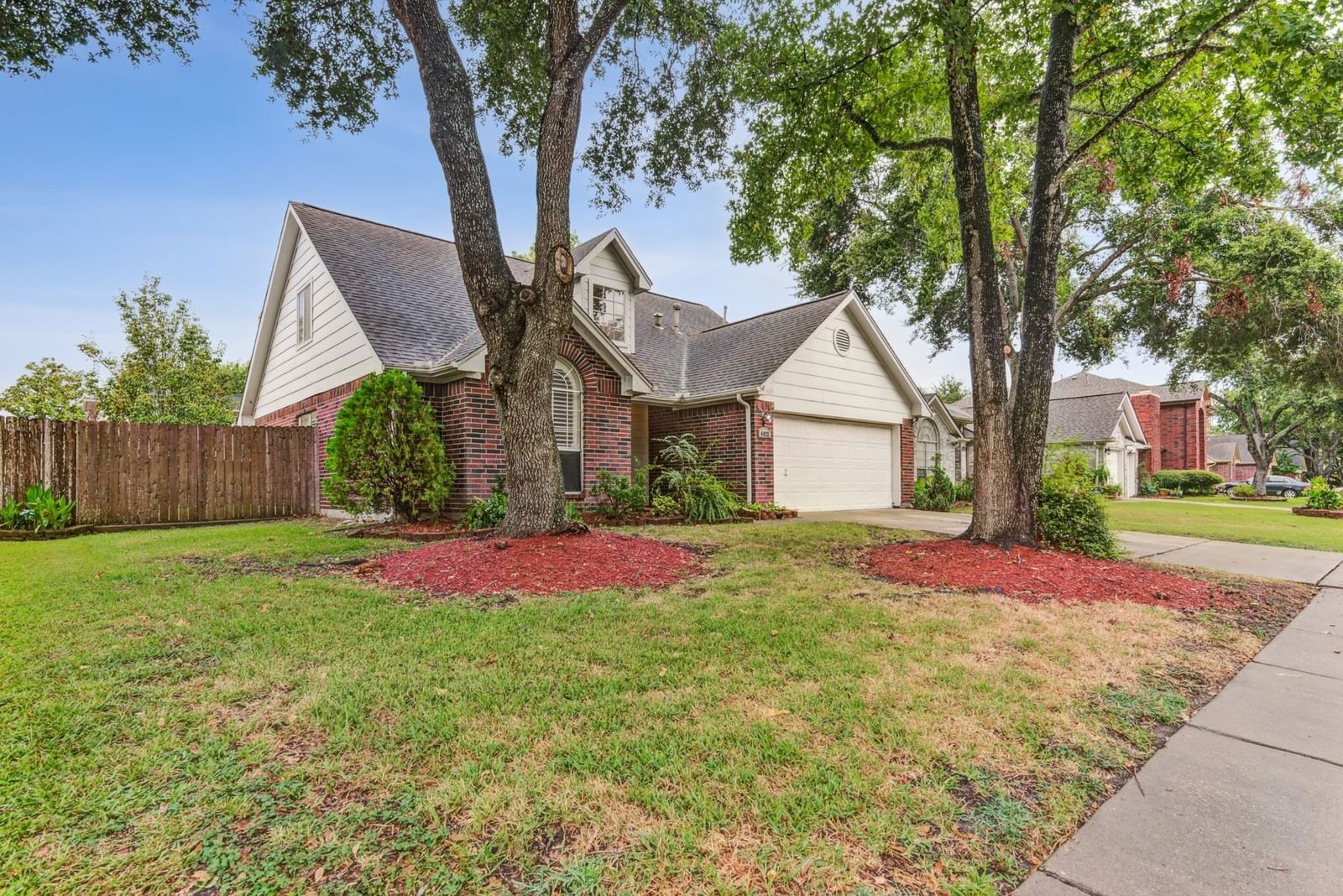 Real estate property located at 4422 Boy Scout Drive, Harris, Heritage Park Estates, Friendswood, TX, US