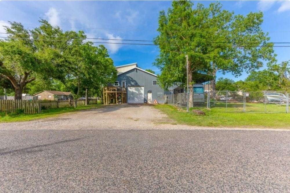 Real estate property located at 1901 Avenue D, Galveston, Clifton By The Sea, Bacliff, TX, US