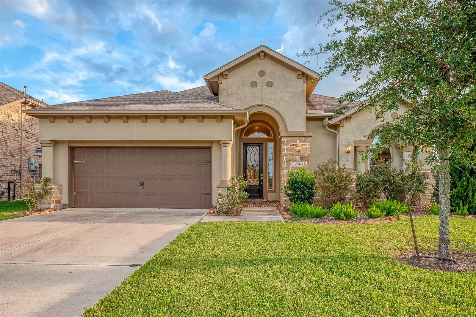 Real estate property located at 19827 Laguna Hills, Fort Bend, Grand Mission Estates, Richmond, TX, US