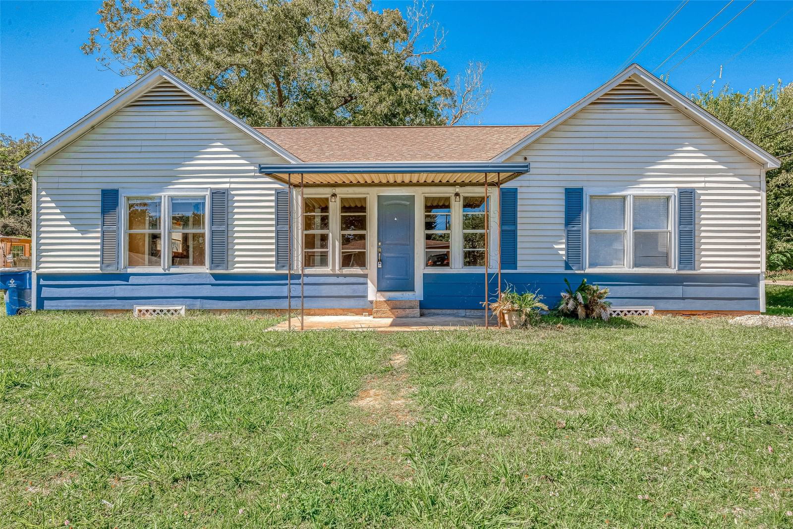 Real estate property located at 138 Mattson, Brazoria, West Columbia, TX, US