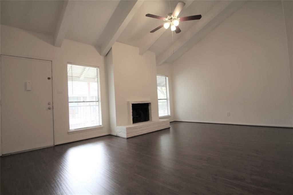 Real estate property located at 1100 Augusta #20, Harris, Woods On Augusta T/H Condo, Houston, TX, US
