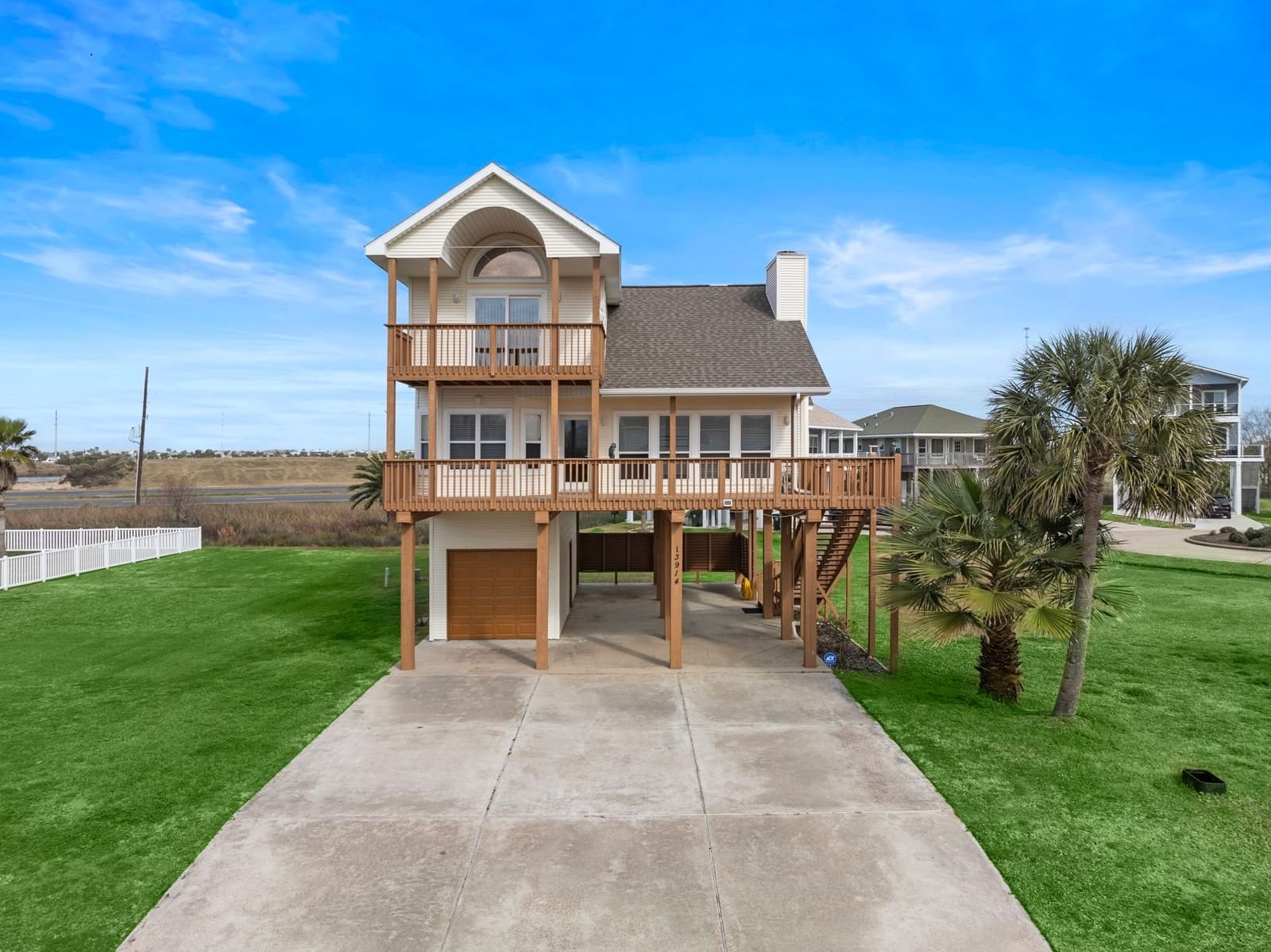 Real estate property located at 13914 Pirates Beach, Galveston, Pirates Beach Sec 8, Galveston, TX, US