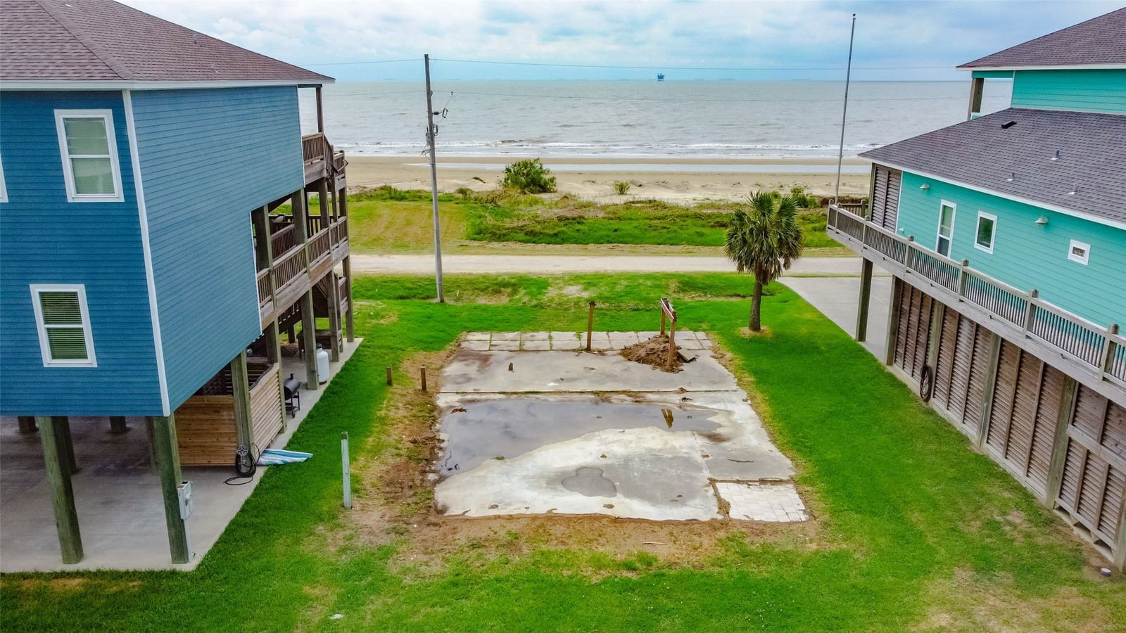 Real estate property located at 1337 Emerald, Galveston, Emerald Beach, Crystal Beach, TX, US