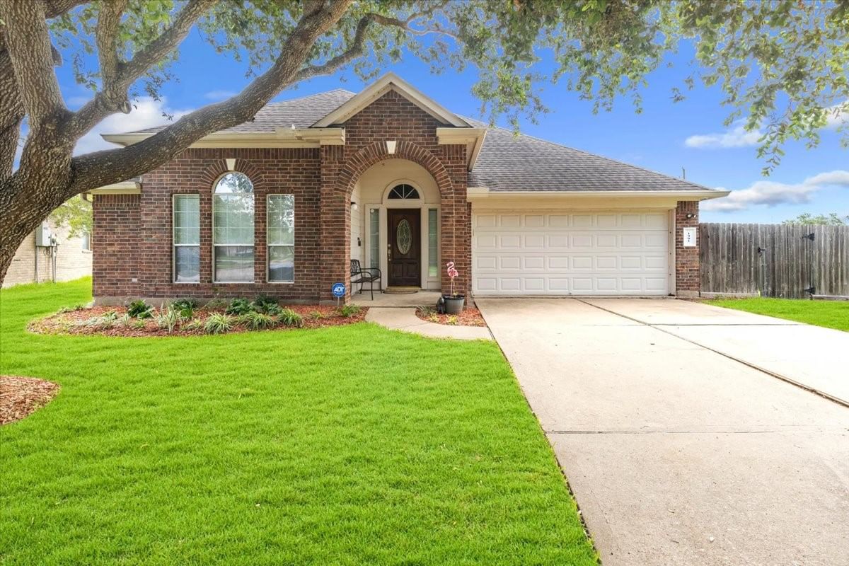 Real estate property located at 1901 Orchard Frost, Brazoria, Village Grove, Pearland, TX, US