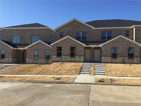 Real estate property located at 1934 Timber Oaks, Dallas, Centerville Duplex Add, Garland, TX, US