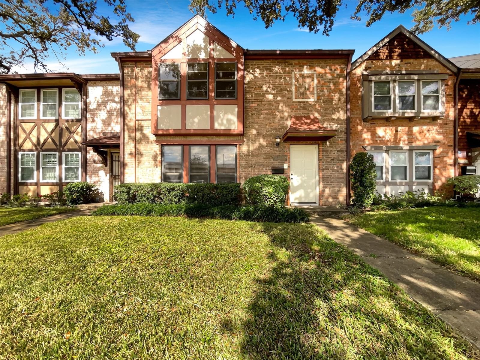 Real estate property located at 10540 Hammerly #335, Harris, Victorian Village Apts Sec 03, Houston, TX, US