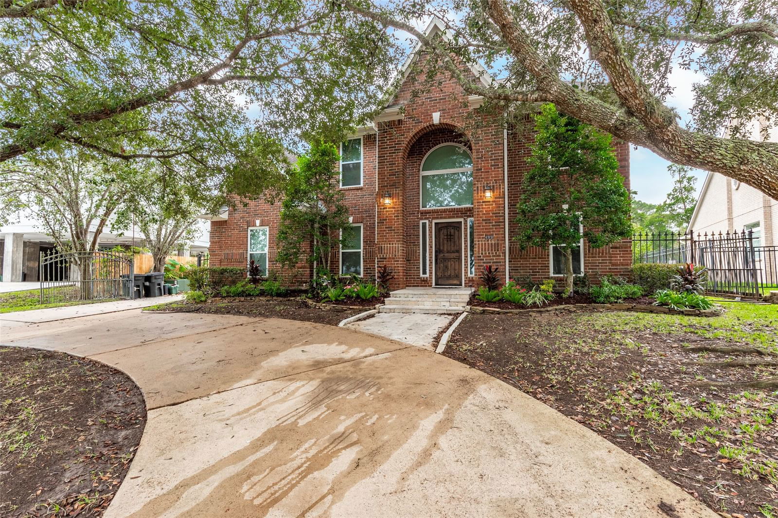 Real estate property located at 5490 Appleblossom, Harris, Wedgewood Village Sec 08 U/R, Friendswood, TX, US