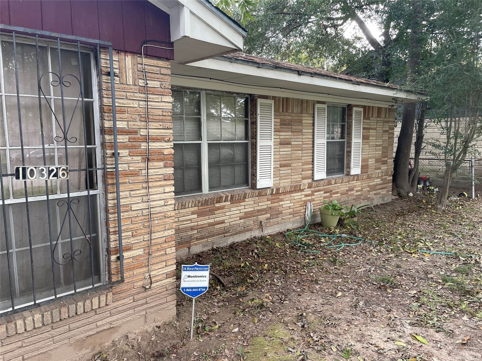 Real estate property located at 10326 Royal Oaks, Harris, Fontaine Place Sec 06, Houston, TX, US
