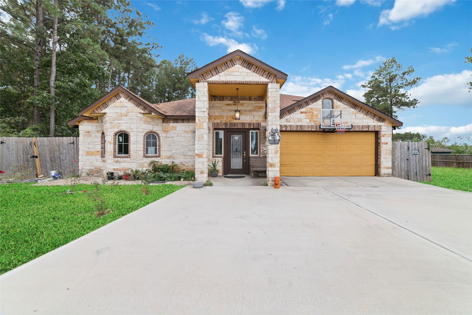 Real estate property located at 270 County Road 3545, Liberty, Grand San Jacinto Sec 2, Cleveland, TX, US