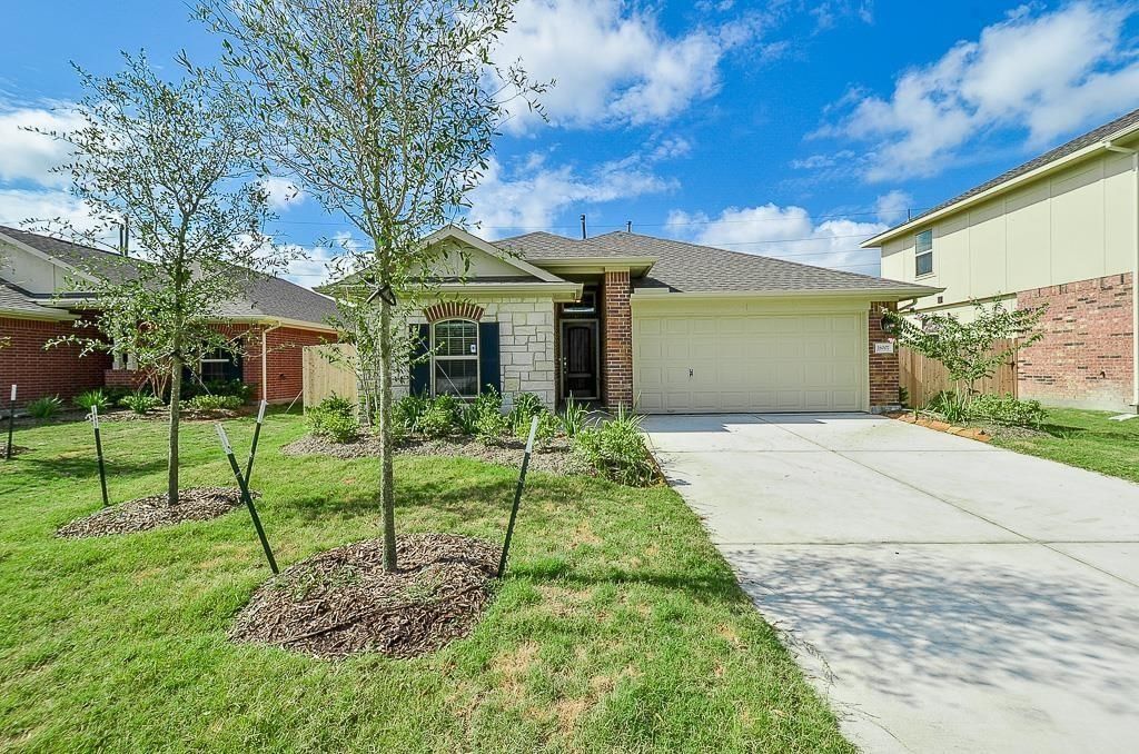 Real estate property located at 18007 Alora Springs, Harris, Alder Trls, Cypress, TX, US