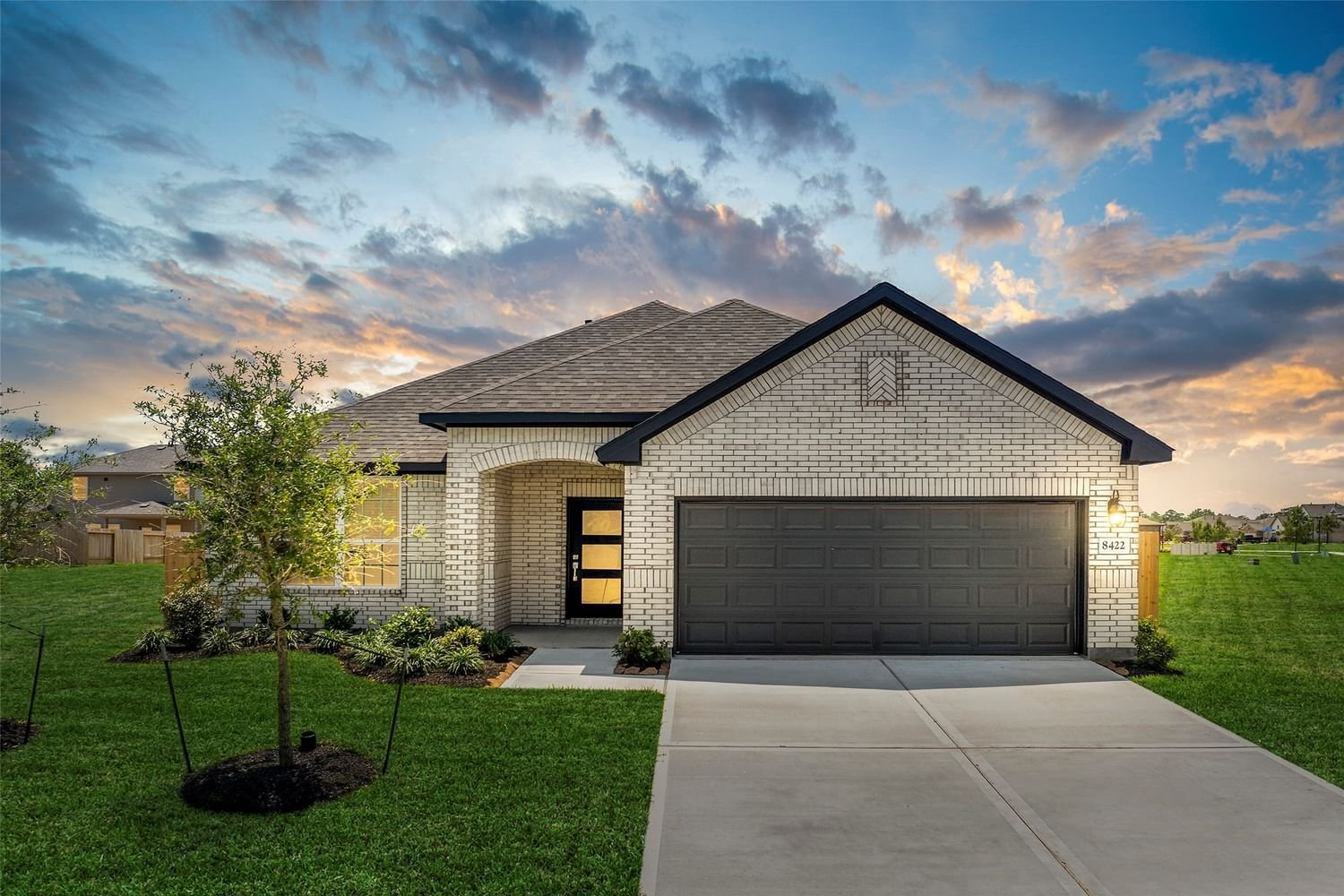 Real estate property located at 8422 Hunterwyck, Harris, Hunters Creek, Baytown, TX, US