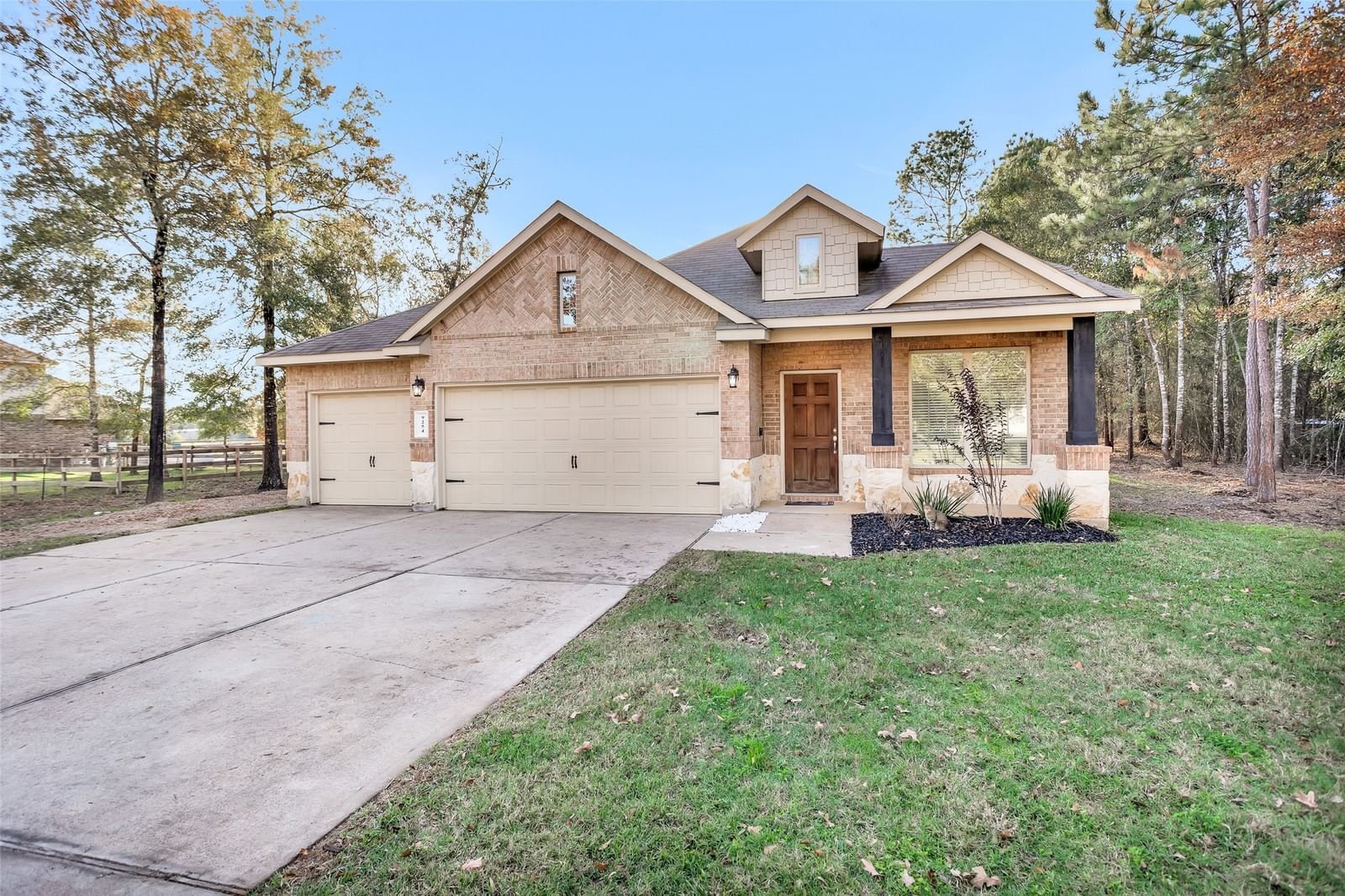 Real estate property located at 9254 Silver Back, Montgomery, Deer Trail Two 02, Conroe, TX, US