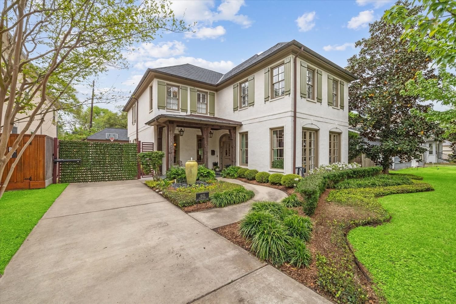 Real estate property located at 4623 Willow, Harris, Willow Lane Place, Bellaire, TX, US