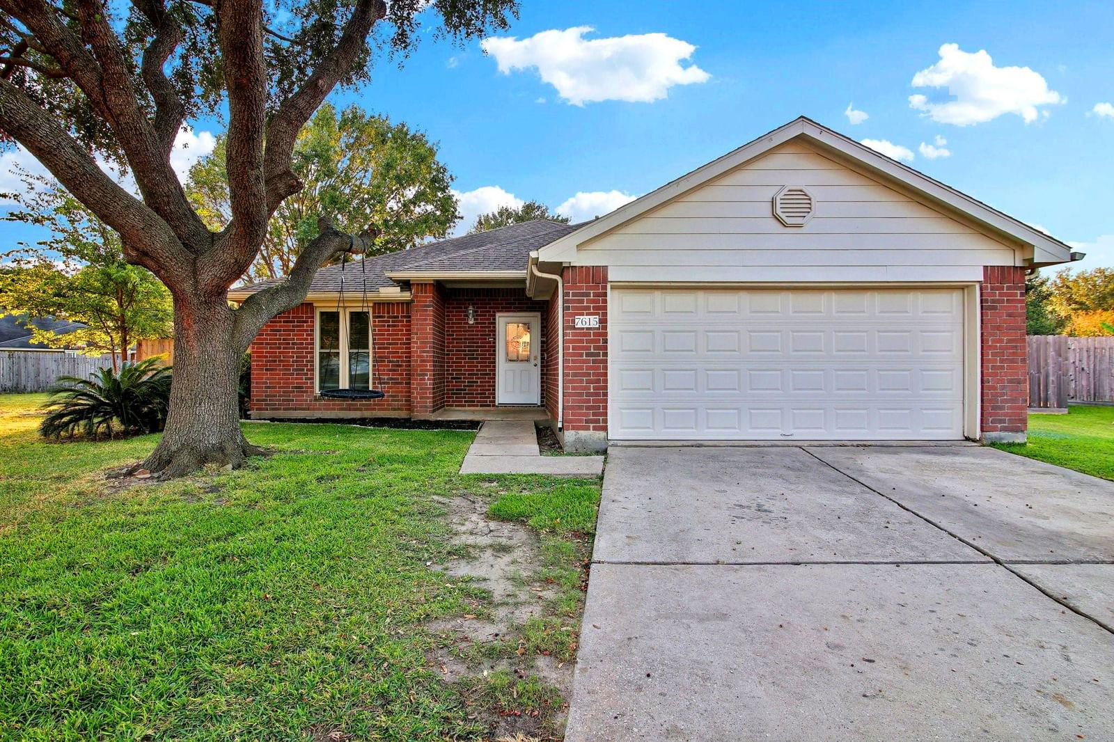 Real estate property located at 7615 Caddo, Harris, Meadow Lake Sec 03, Baytown, TX, US