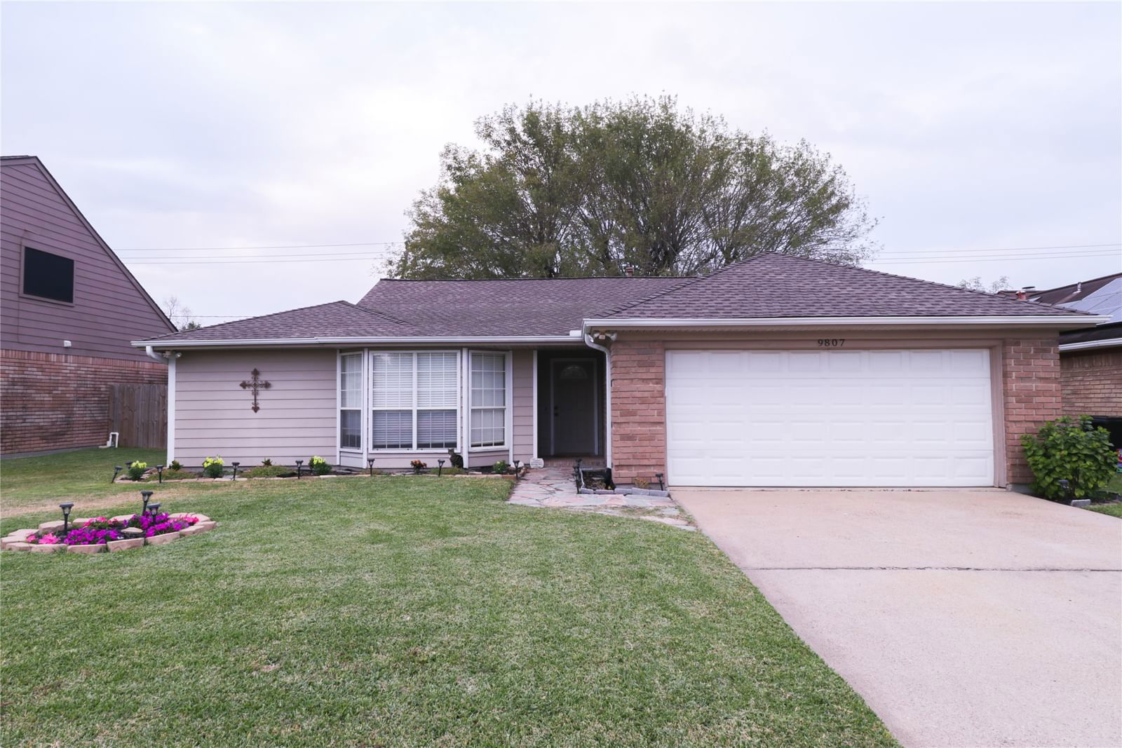 Real estate property located at 9807 Green Meadow, Harris, Meadow Park Sec 01, La Porte, TX, US