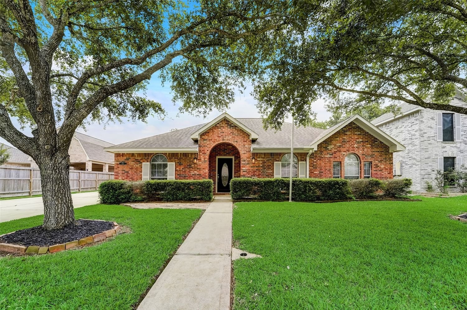 Real estate property located at 331 Primrose, Galveston, The Meadows, League City, TX, US