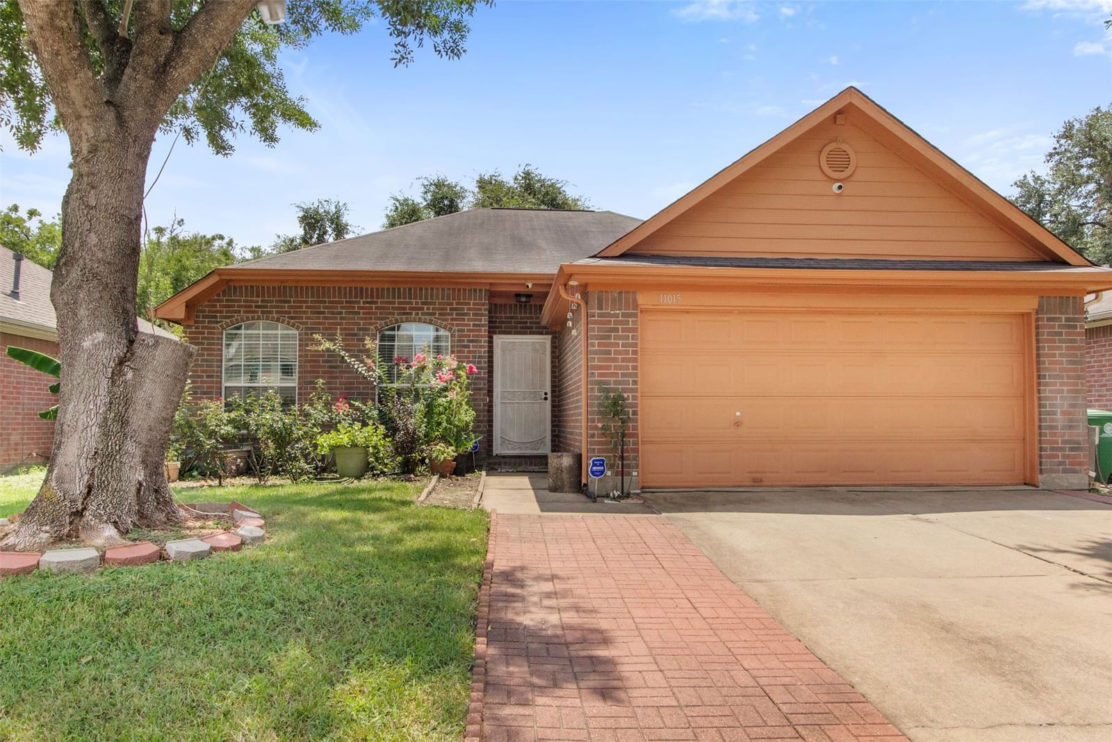 Real estate property located at 11015 Landswalk, Harris, Kinghurst Amd, Houston, TX, US