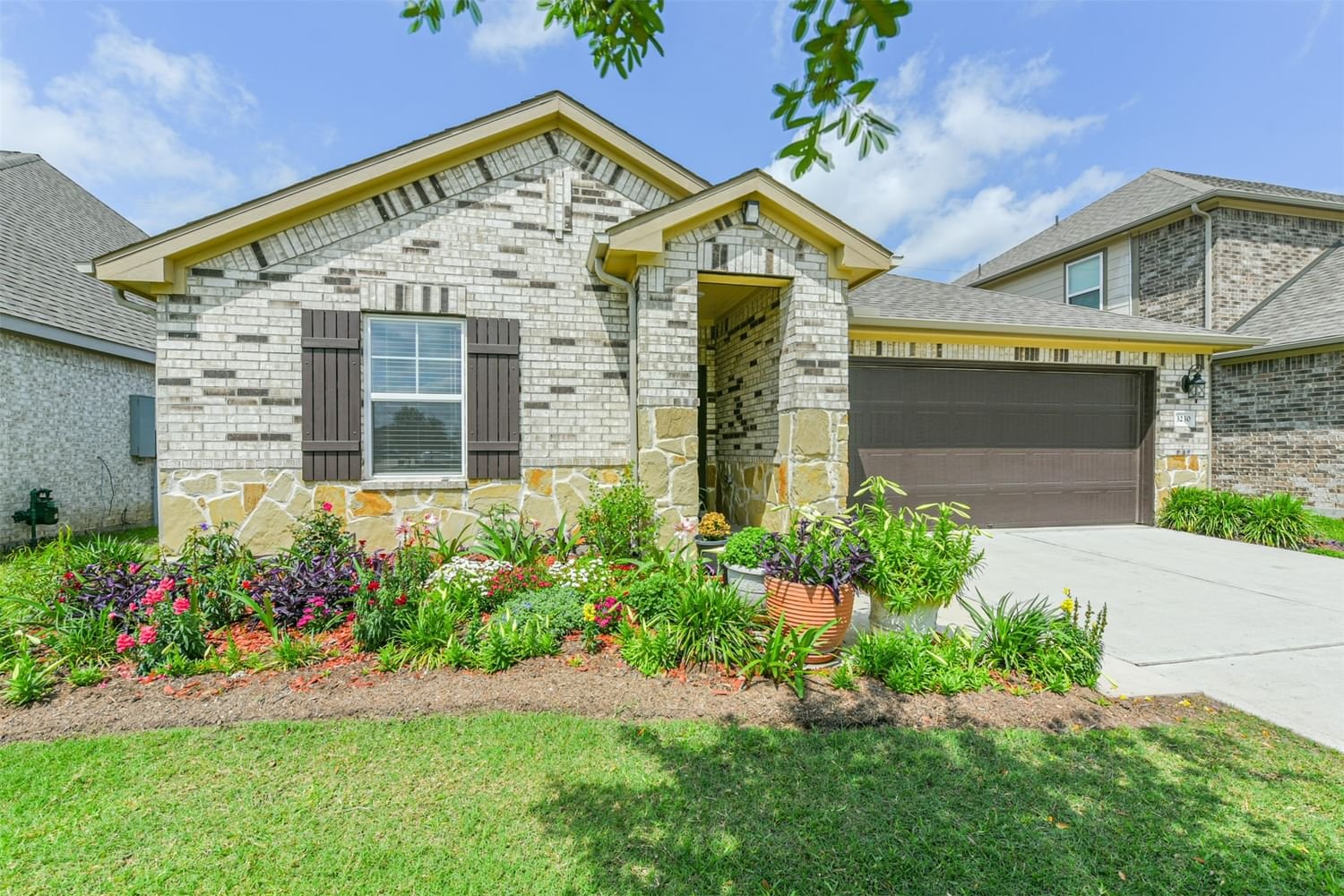 Real estate property located at 3230 Dry Creek, Fort Bend, Dry Creek Village Sec 2, Missouri City, TX, US