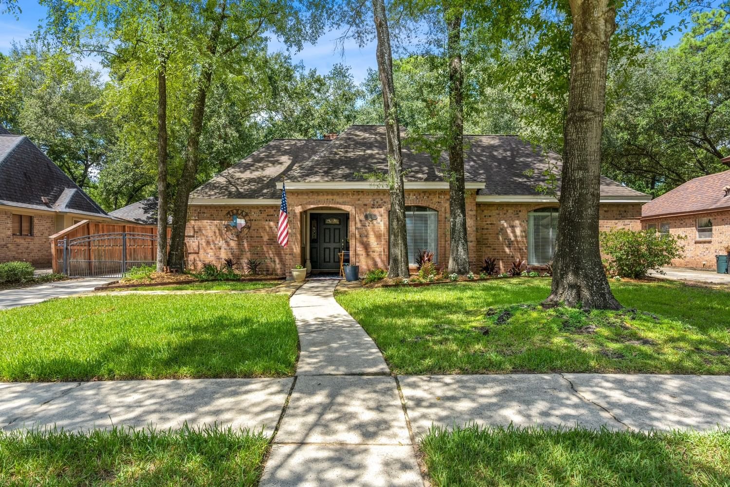 Real estate property located at 15107 River Park, Harris, Houston, TX, US