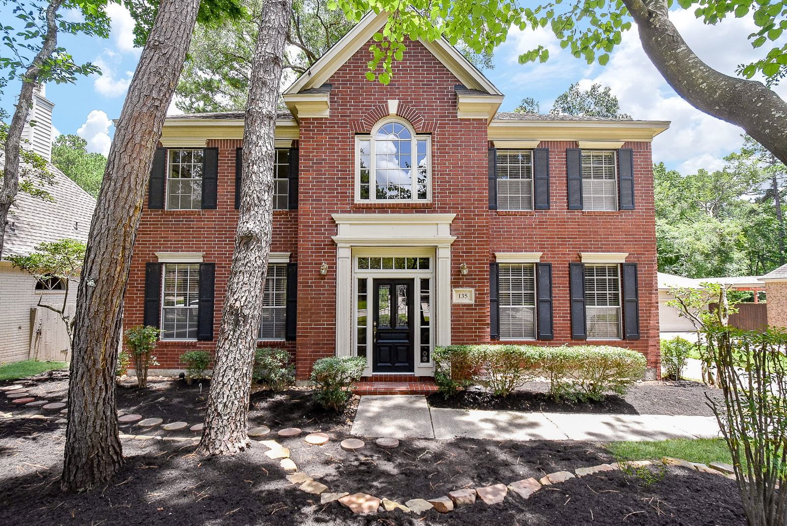 Real estate property located at 135 Quiet Oak, Montgomery, Wdlnds Village Cochrans Cr, The Woodlands, TX, US