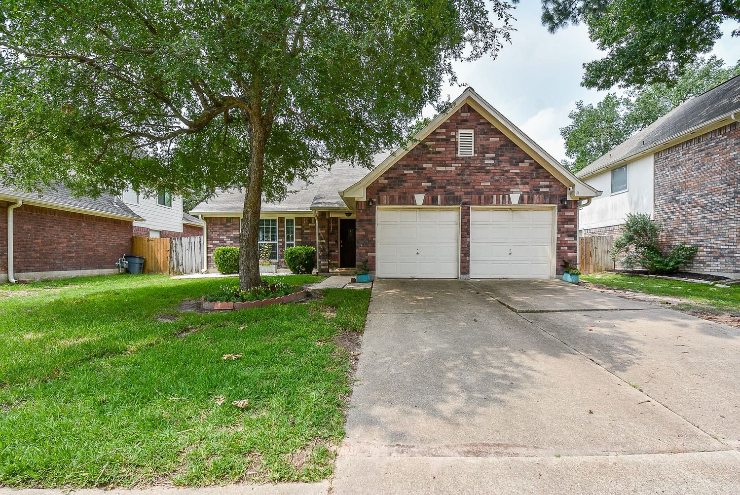 Real estate property located at 16819 Scenic Gardens, Harris, Champion Woods At Colony Creek, Spring, TX, US