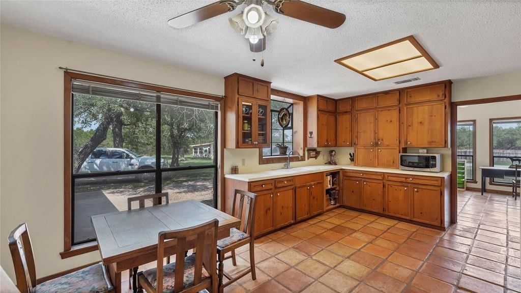 Real estate property located at 1601 Skyline, Hays, Wimberley, TX, US