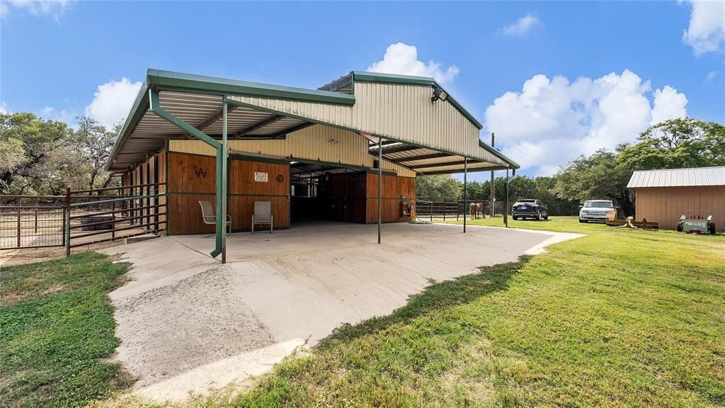 Real estate property located at 1601 Skyline, Hays, Wimberley, TX, US