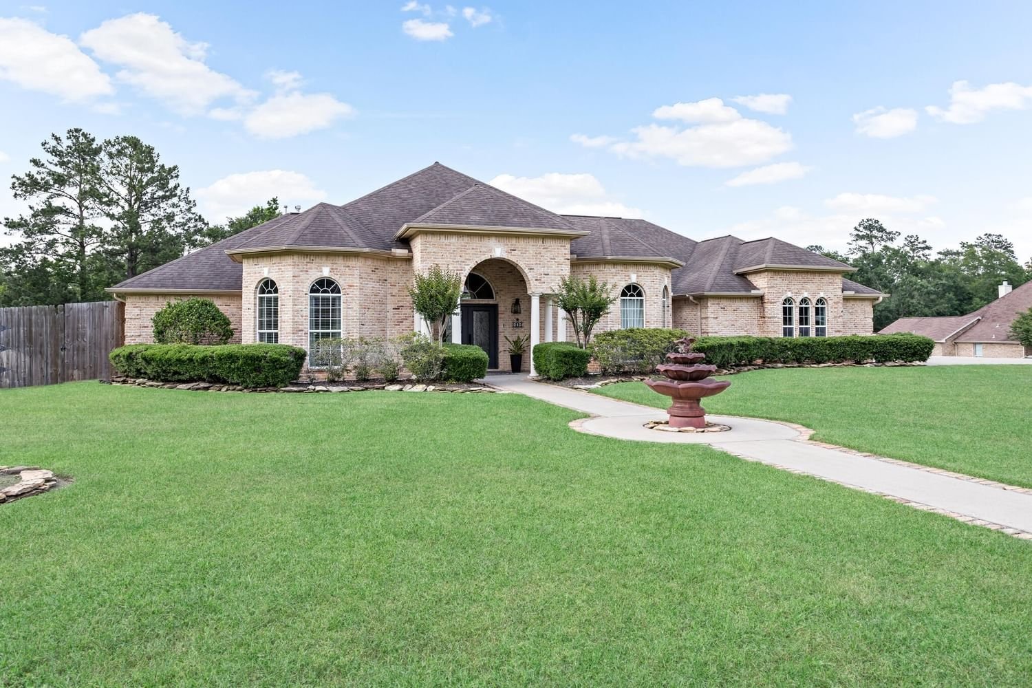 Real estate property located at 101 Estate, Hardin, Emery Estate, Lumberton, TX, US