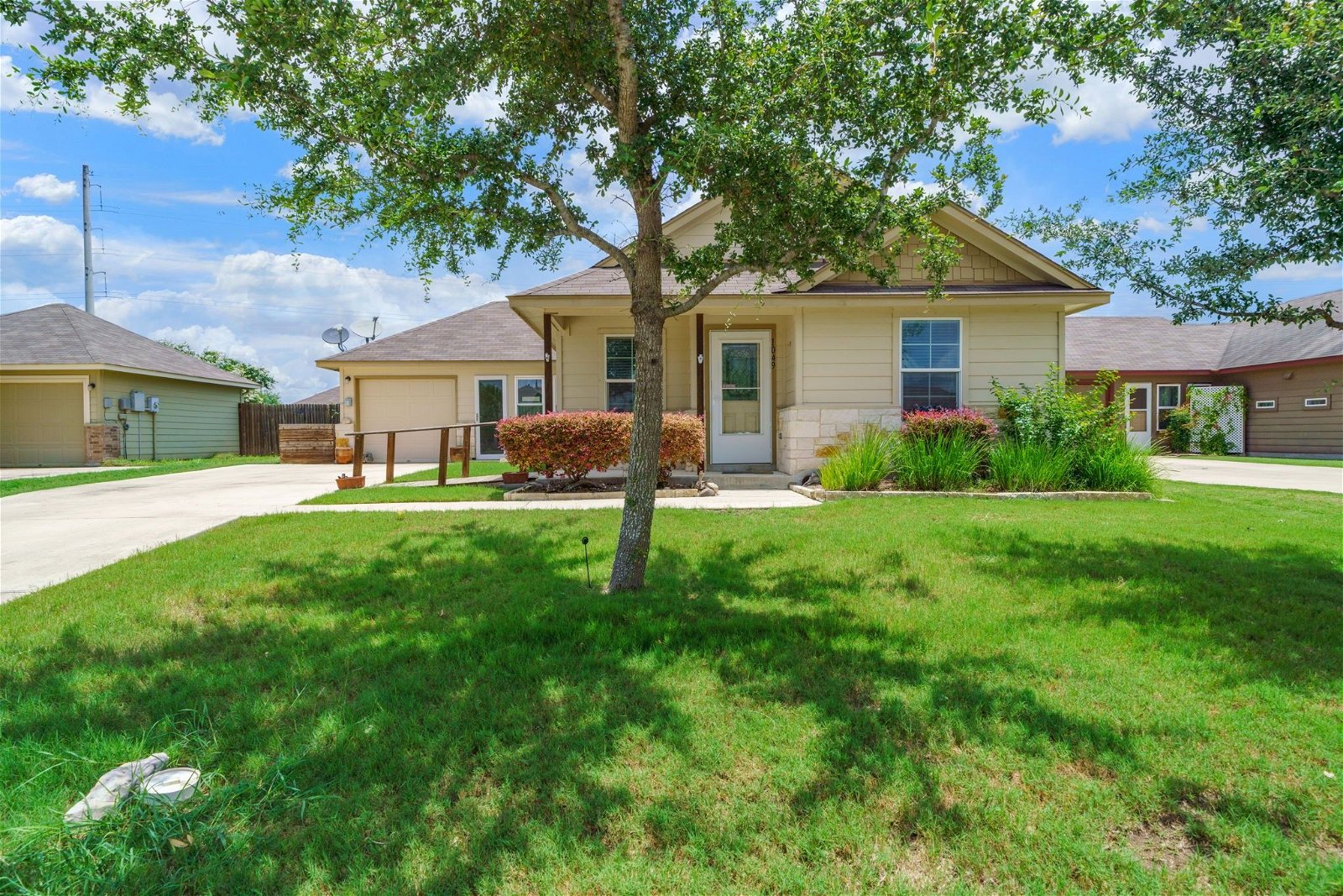 Real estate property located at 1049 Mellow Breeze, Comal, New Braunfels, TX, US