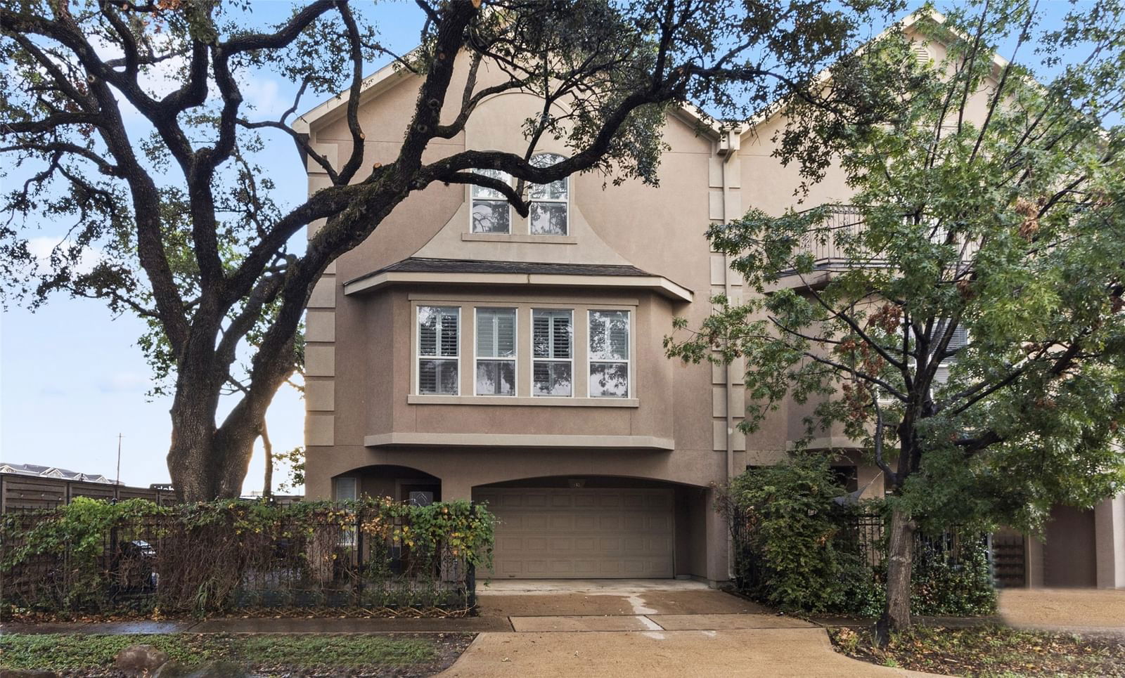 Real estate property located at 918 Detering, Harris, Gm & T Const Lillian Street, Houston, TX, US