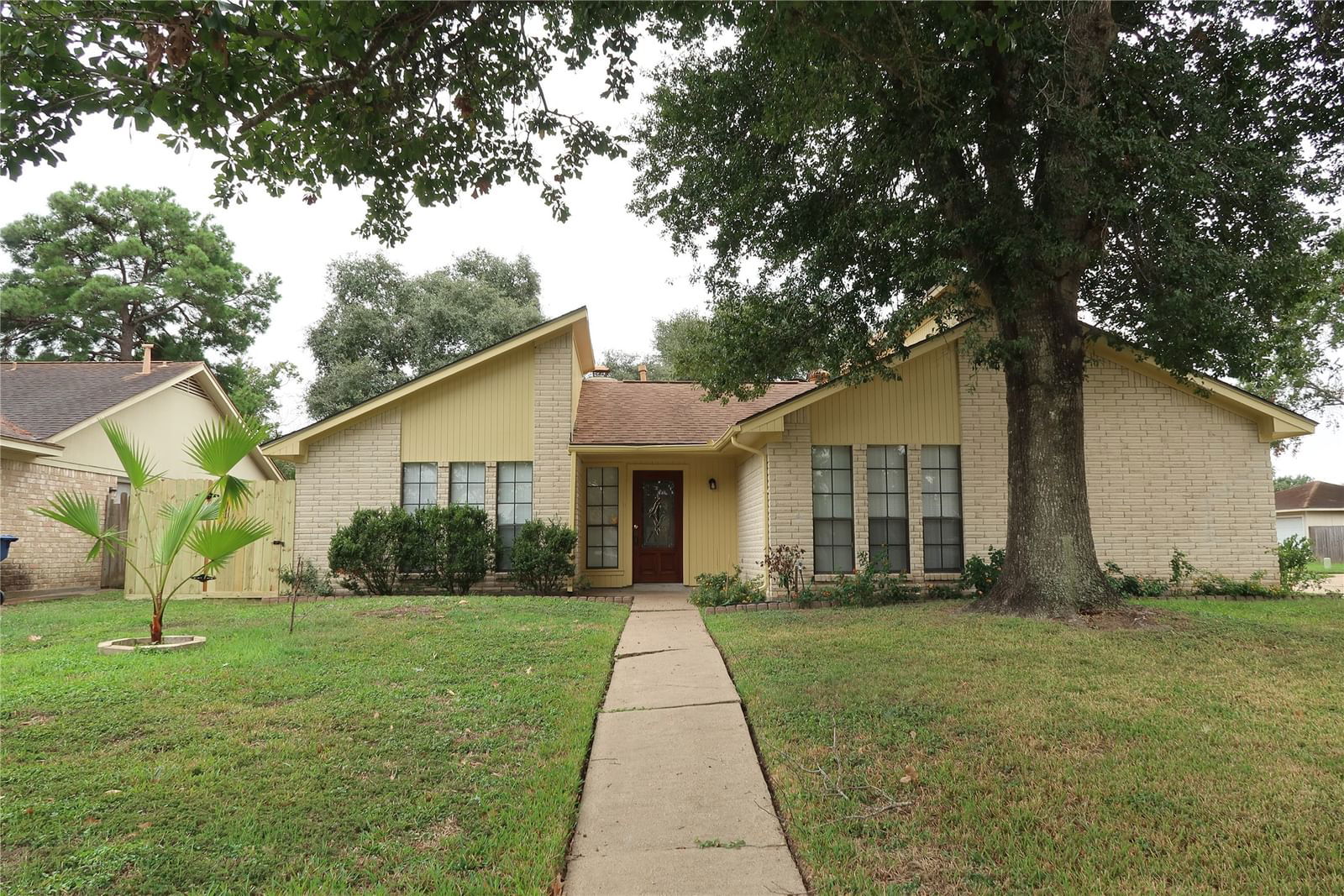 Real estate property located at 18619 Wood Glen, Harris, Rolling Green, Houston, TX, US