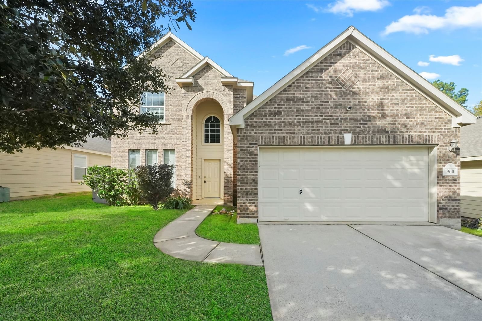 Real estate property located at 960 Oak Glen, Montgomery, Olde Oaks, Conroe, TX, US