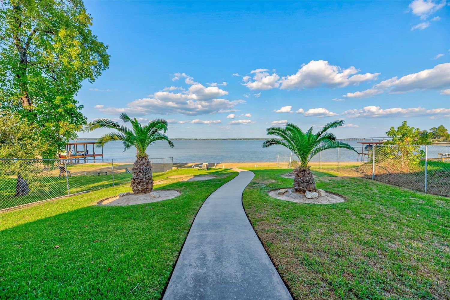 Real estate property located at 231 Key Largo, San Jacinto, Holiday Villages, Point Blank, TX, US