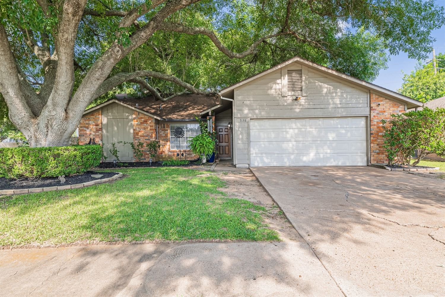 Real estate property located at 7138 Camino Verde, Fort Bend, Mission Bend Sec 4, Houston, TX, US