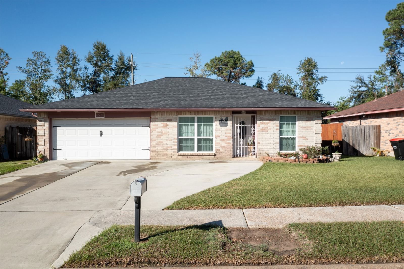 Real estate property located at 12243 Haroldson Forest, Harris, Kings Lake Forest Sec 01 R/P, Houston, TX, US