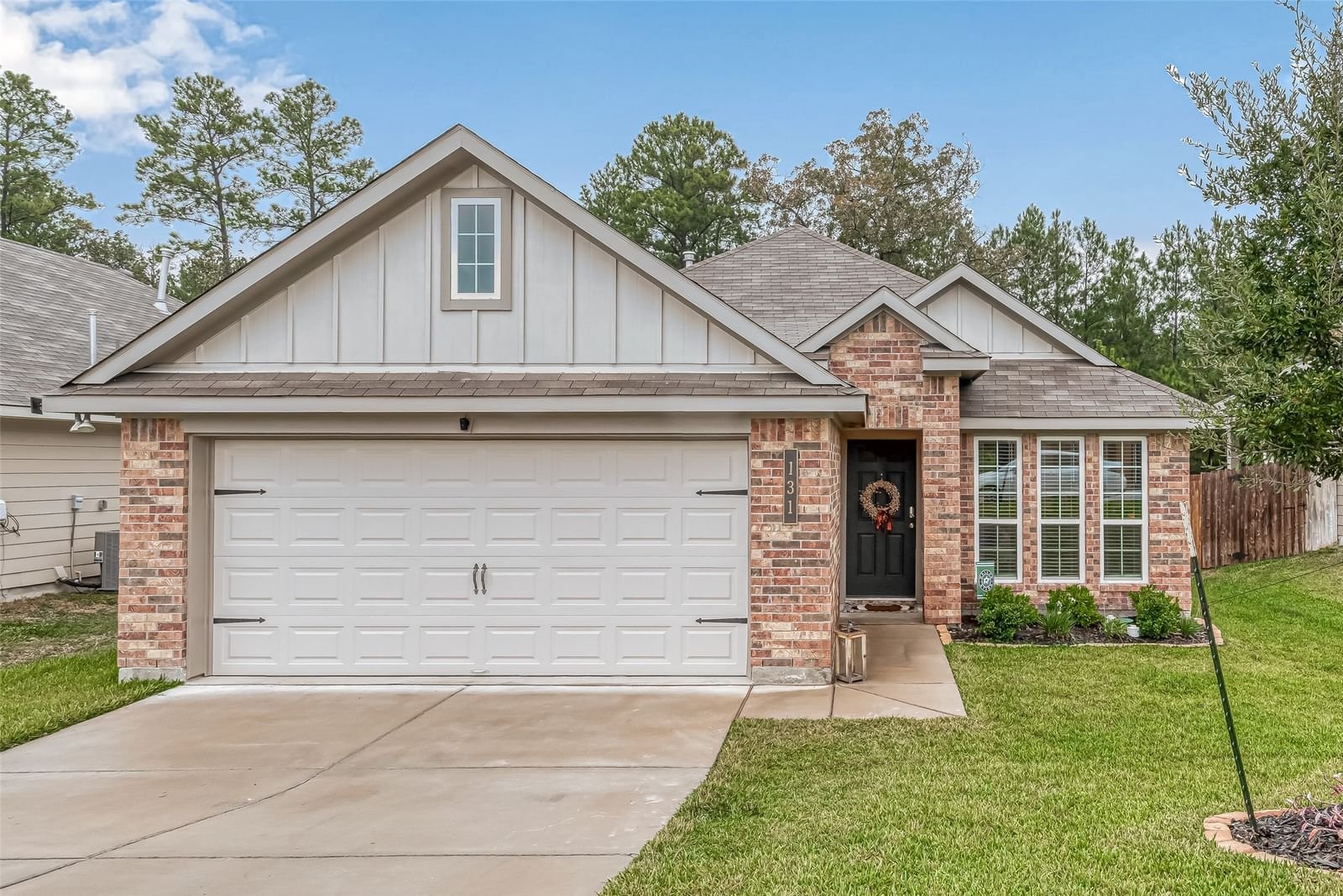 Real estate property located at 131 New Dawn, Walker, Huntsville, TX, US