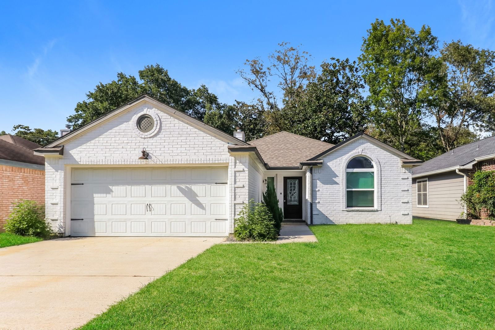 Real estate property located at 589 Mosswood, Montgomery, Mosswood Rep 01, Conroe, TX, US