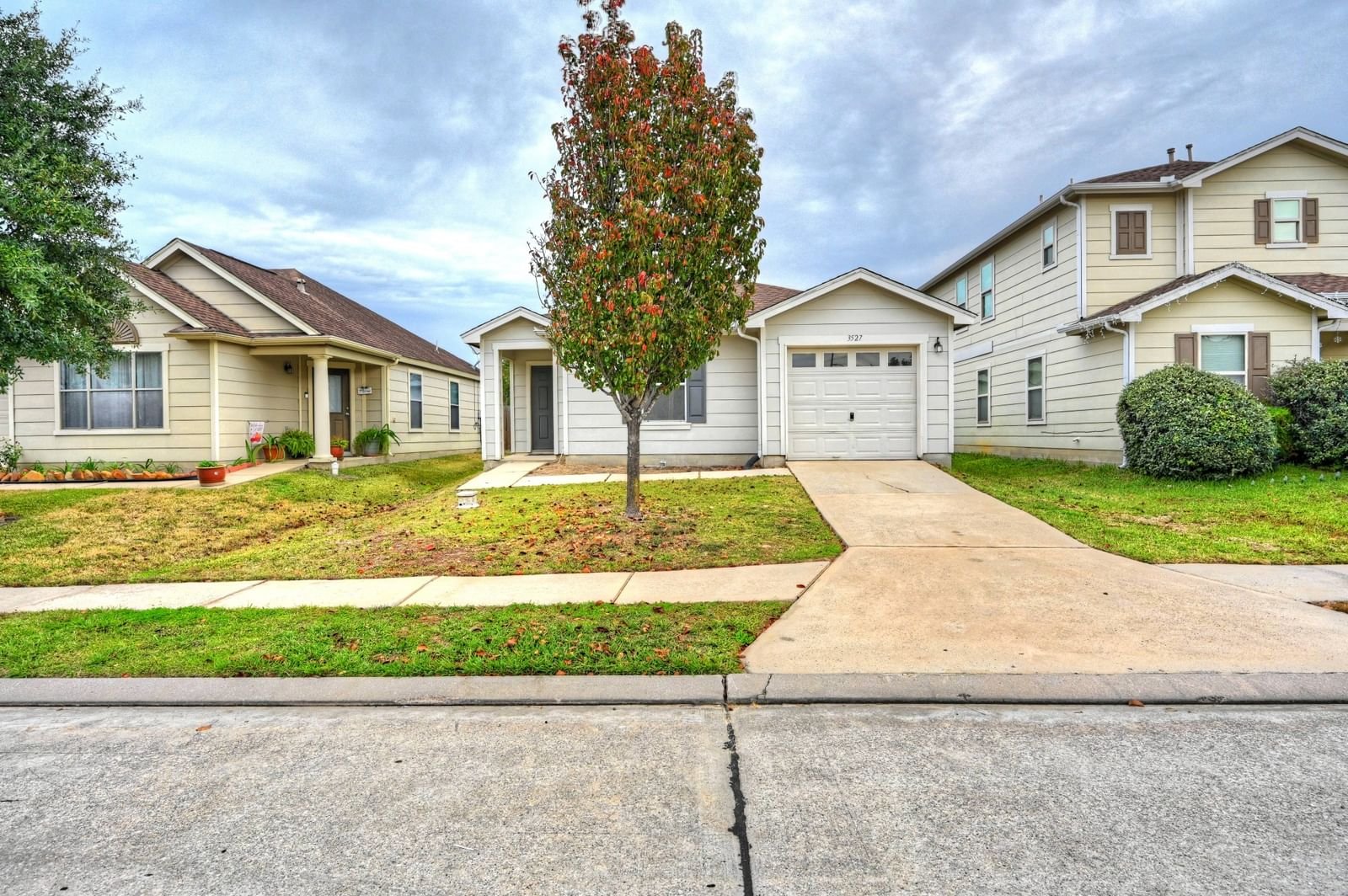 Real estate property located at 3527 Garrison Run, Montgomery, Legends Run 06, Spring, TX, US
