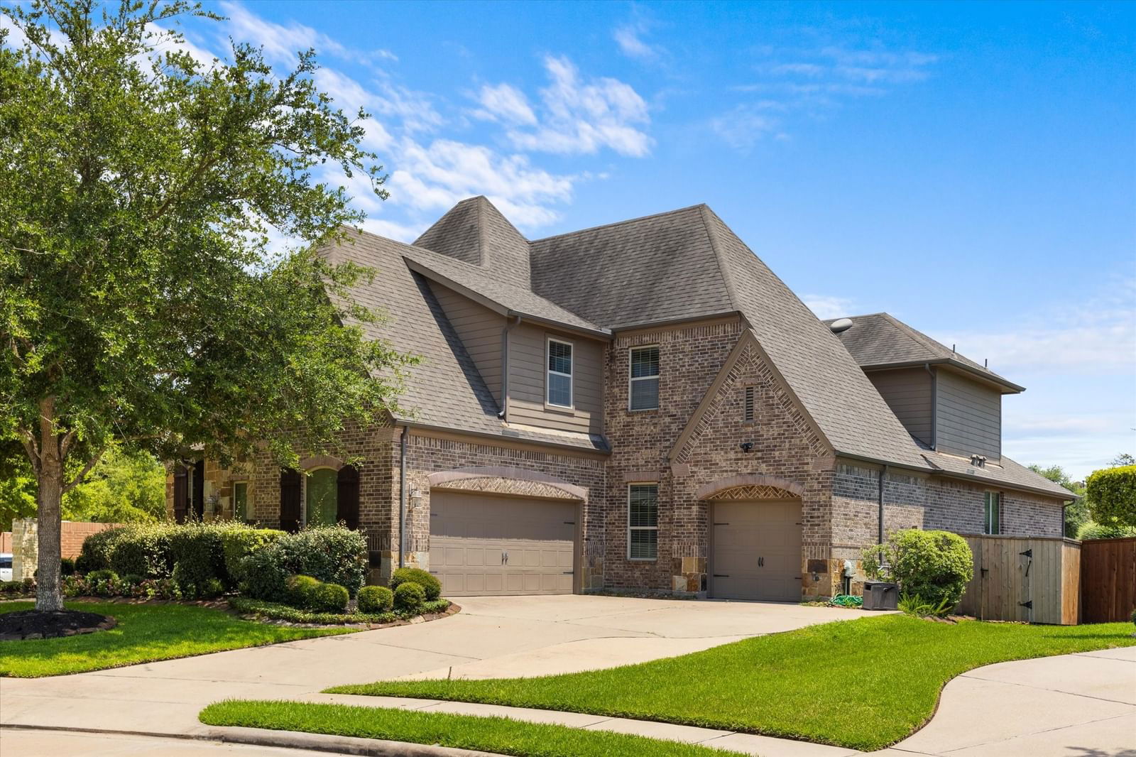 Real estate property located at 20606 Winston Lake, Fort Bend, Long Meadow Farms, Richmond, TX, US
