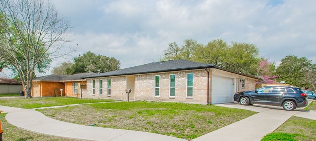 Real estate property located at 8731 Beechaven, Harris, Brookglen Sec 01 R/P, La Porte, TX, US