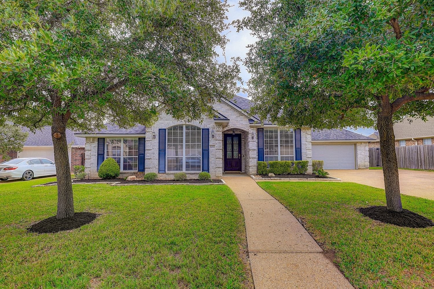 Real estate property located at 3211 Caterina, Brazos, Edelweiss Estates, College Station, TX, US