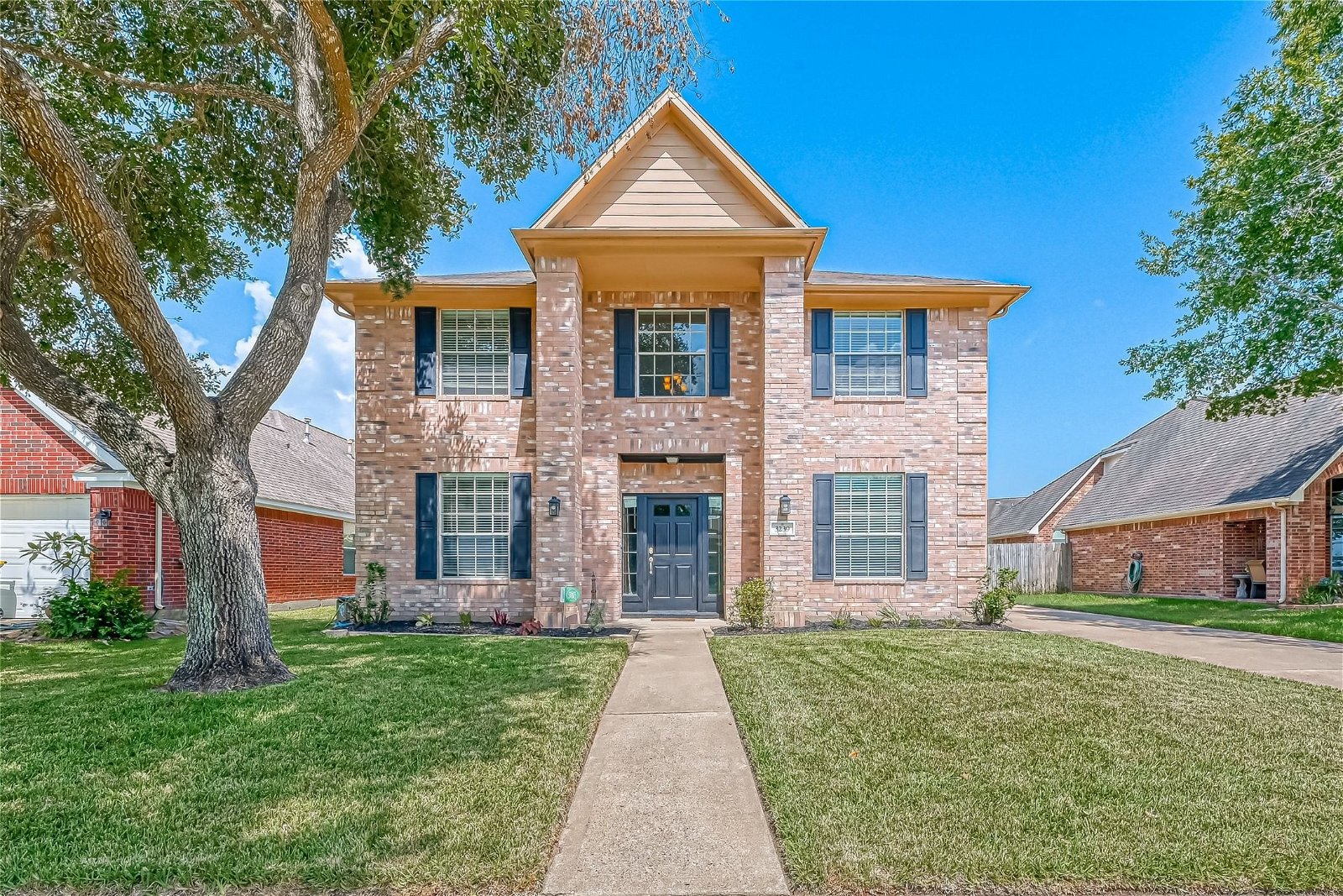 Real estate property located at 3239 Autumn Forest Drive, Brazoria, Pearland, TX, US