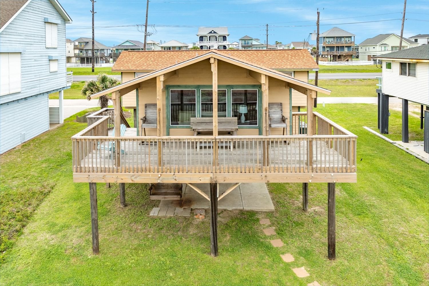 Real estate property located at 22114 Kennedy, Galveston, Sea Isle Ext 10, Galveston, TX, US