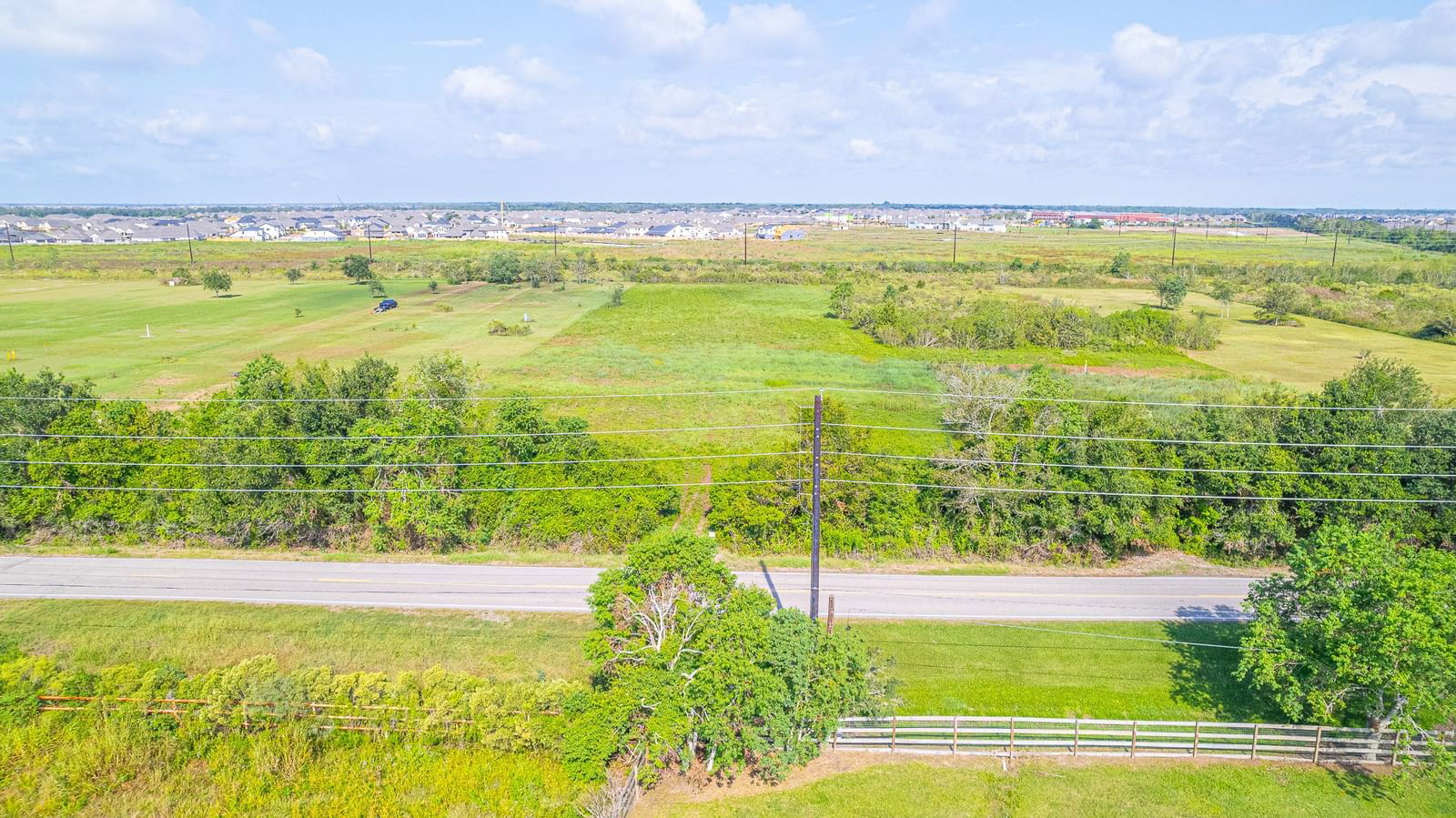 Real estate property located at 10326 County Road 67, Brazoria, Lulling Stone Sec 2, Manvel, TX, US