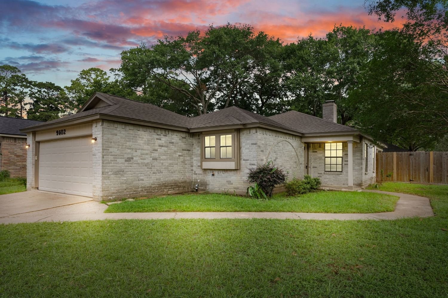 Real estate property located at 9602 Charter Ridge, Harris, Charterwood Sec 02, Houston, TX, US