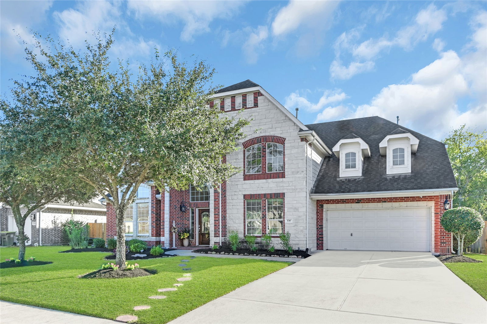 Real estate property located at 1710 Moore, Harris, Pearland, TX, US