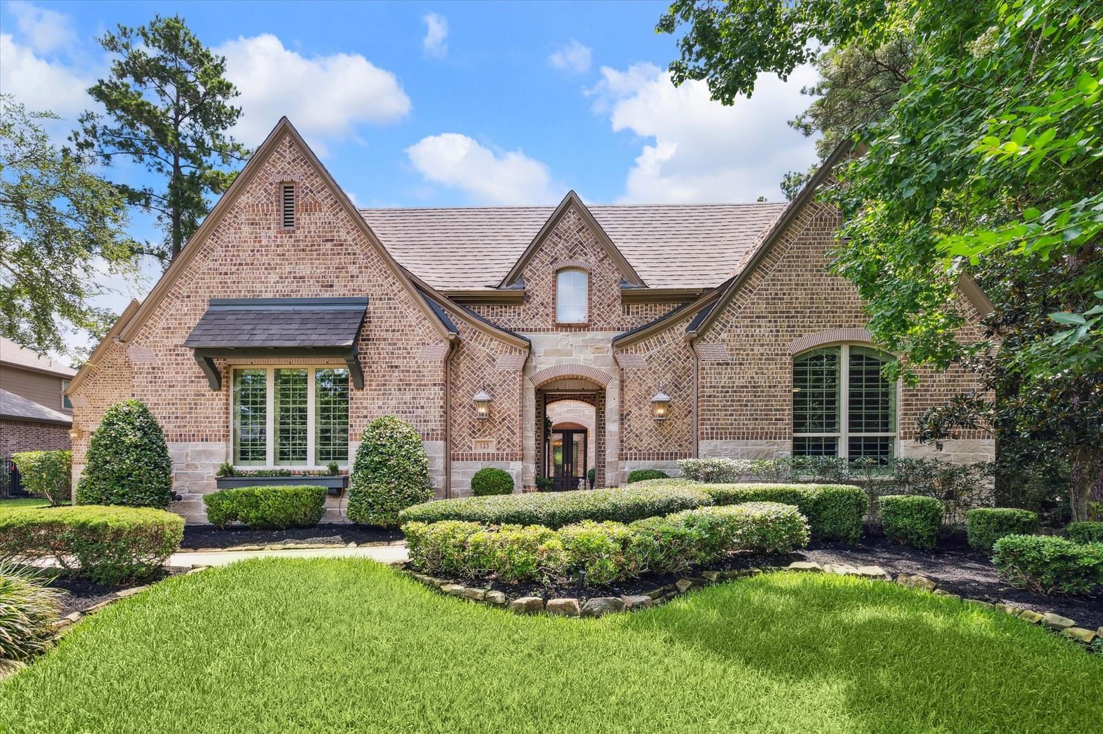 Real estate property located at 123 Silver Manor, Montgomery, Woodforest, Montgomery, TX, US