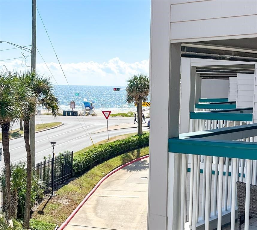 Real estate property located at 6102 Seawall #215, Galveston, Galveston, TX, US